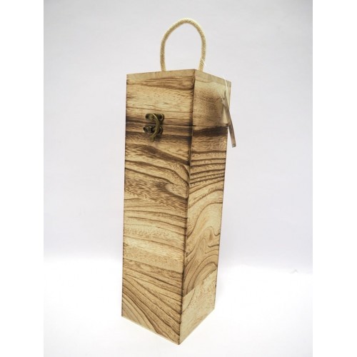 P.bottiglia legno c/manico corda h.33x10x10cm.