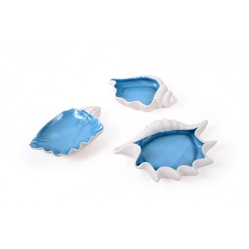 Foto del prodotto Conchiglia in porcellana bianca con interno azzurro cm 18x12 decori assortiti  